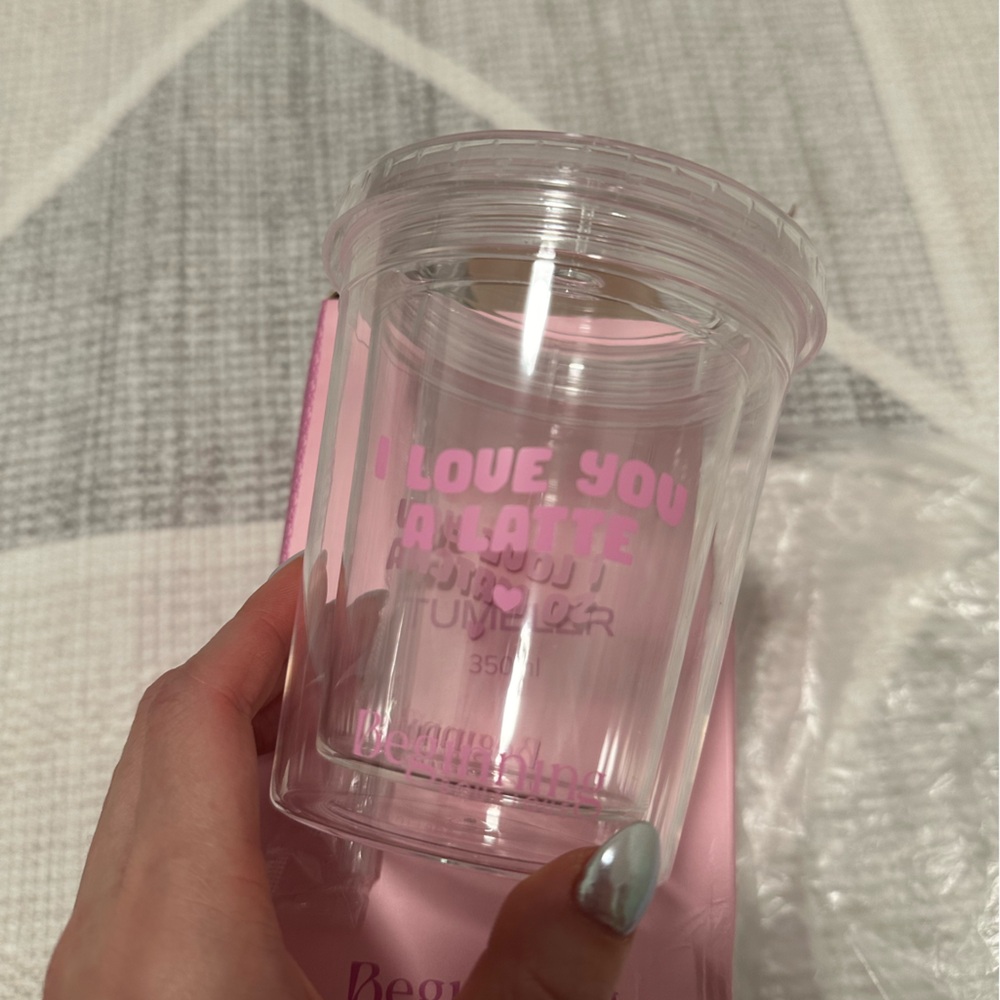 BEGINNING BOUTIQUE - NWT Love You Lots Reusable Tumbler - Picture 5 of 5